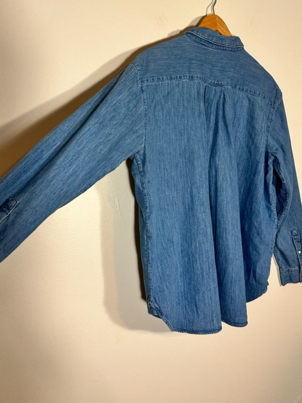 Sezane Chambray Shirt Size 40 - Picture 11 of 11